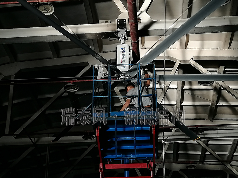 瑞泰風跨越速運工業(yè)電風扇案例圖片